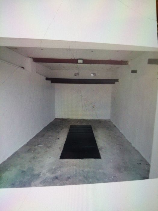 Wynajmę garaż z kanałem