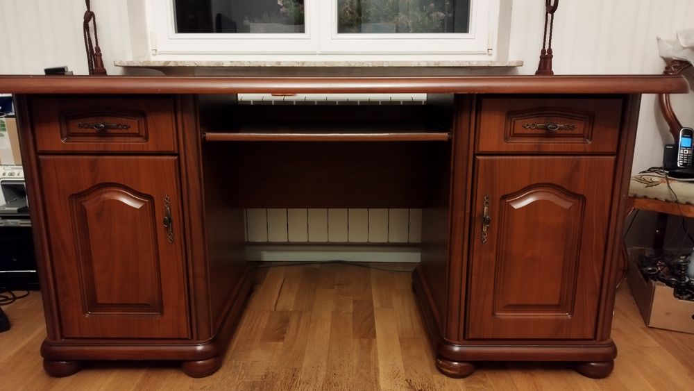 Biurko Black Red White meble stylizowane