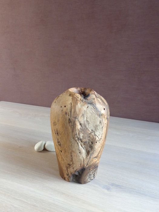 ваза з дерева подарункова