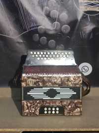 Vendo concertina hohner vitória