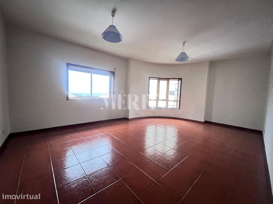 Apartamento T3  S. Vicente.