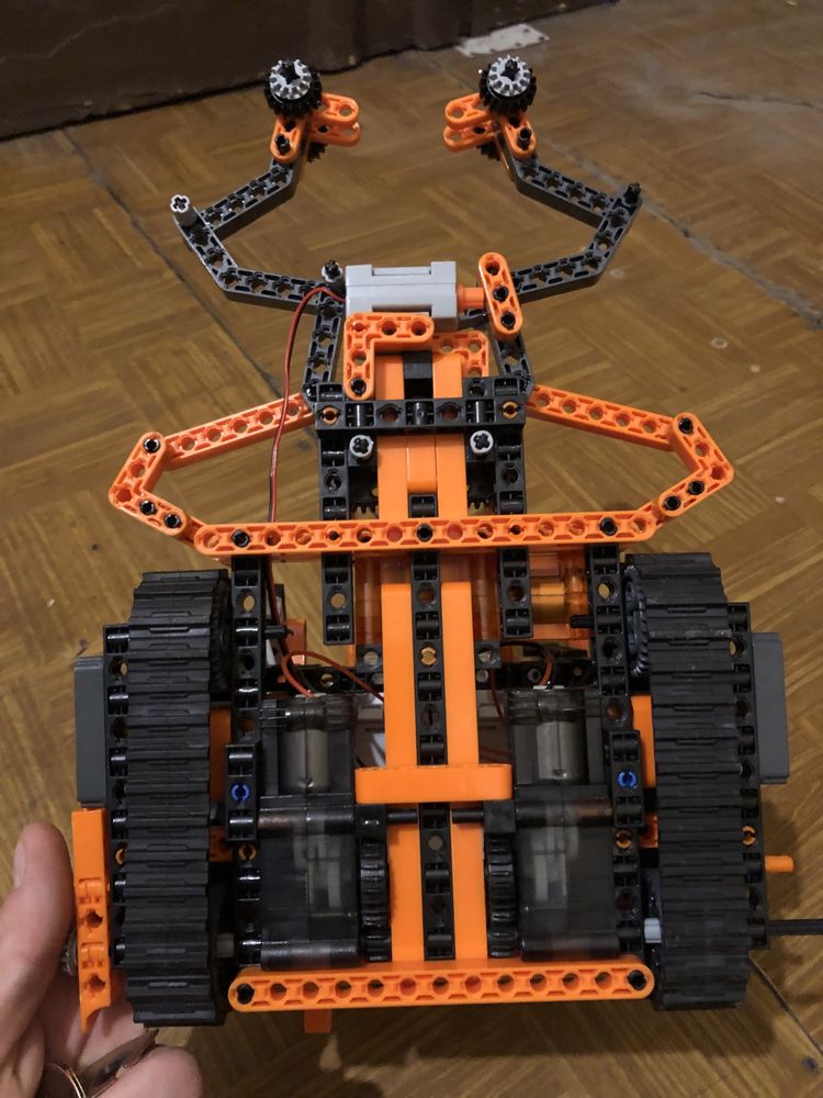 Robomaker robot lego