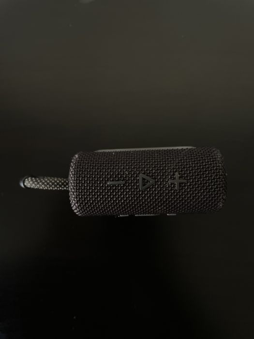 jbl go 3 preta usada