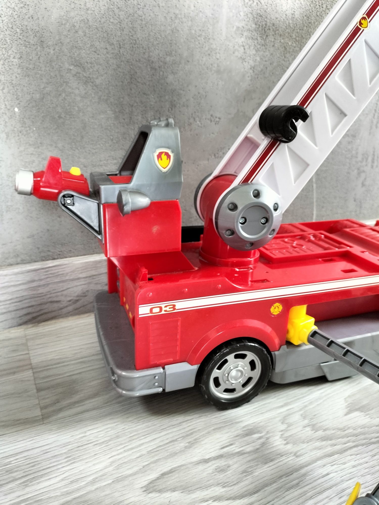 Wielki Wóz Strażacki Psi Patrol Paw Patrol Spin Master Fire Truck