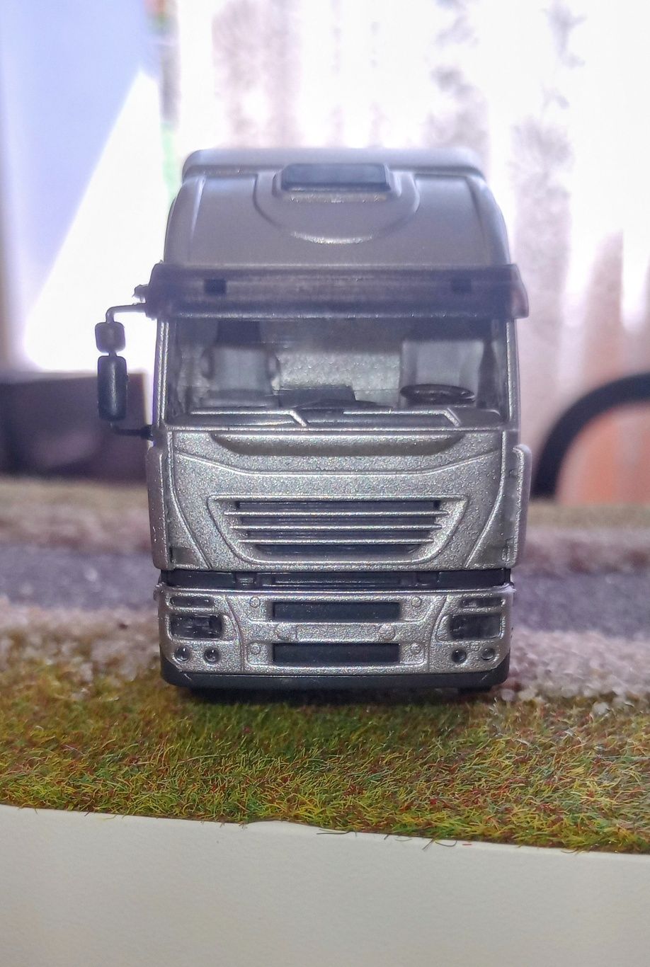 Model Rietze Iveco Stralis skala H0 1:87