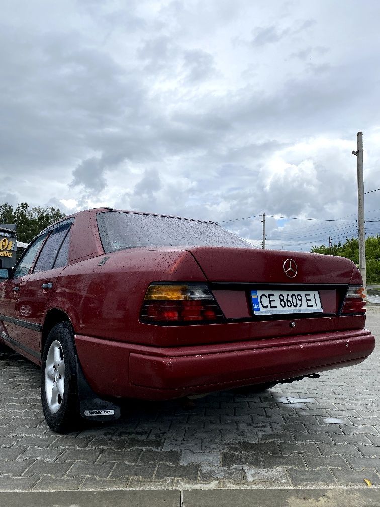 Mercedes-Benz w124 200D