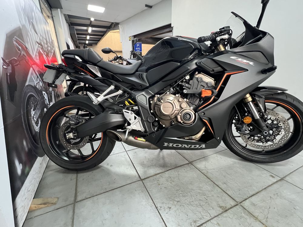 Mota cbr 650r com garantia