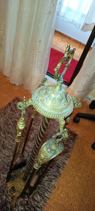 Acessórios de lareira em bronze