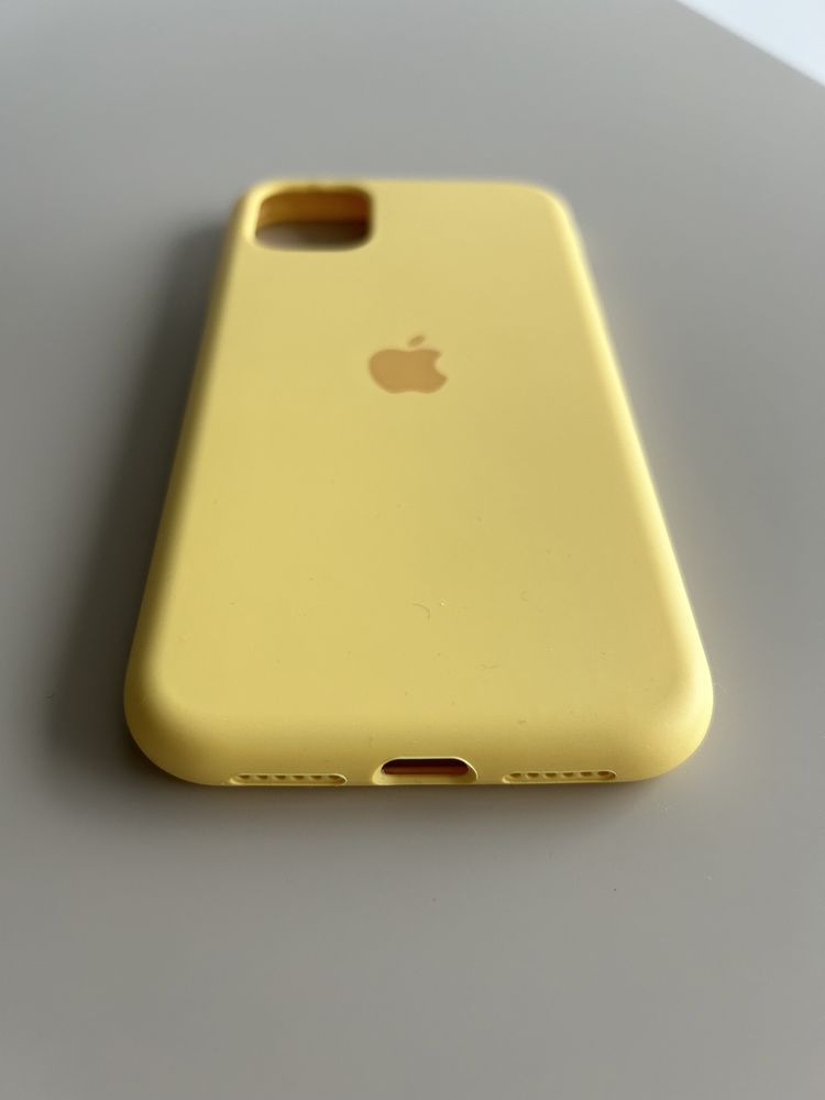 Capa iPhone 11 Amarela