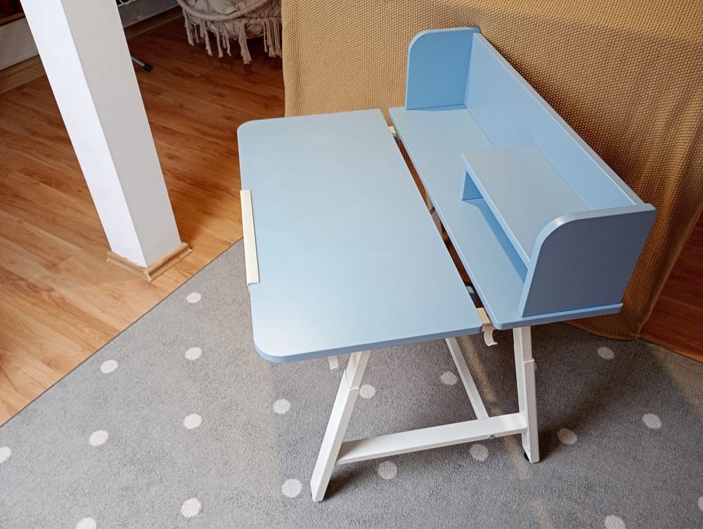 Biurko IKEA REGULOWANE dziecięce przechylne PIPLARKA