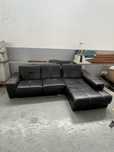 Sofa em pele com pouco uso