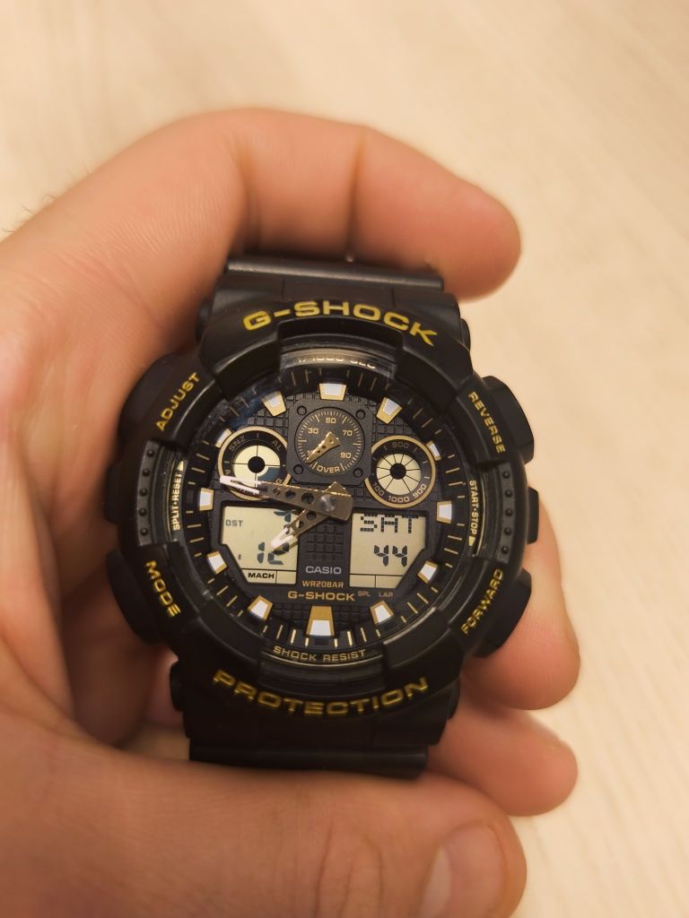 Casio g- shock GA-100GBX gold black