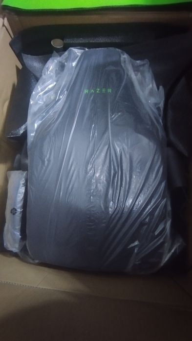 Cadeira gaming Razer Iskur nova