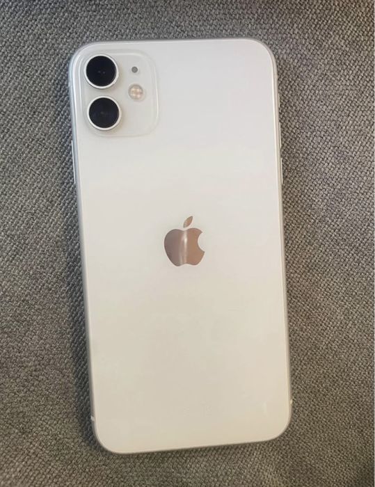 Iphone 11 branco lindo