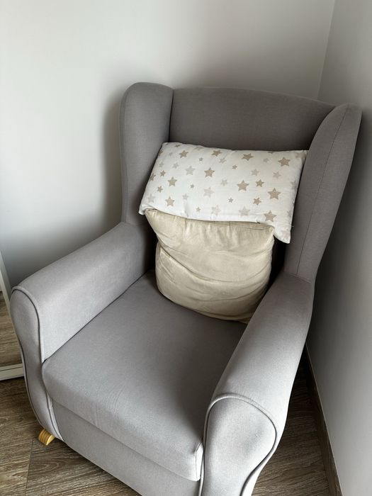 Cadeira de amamentação / baloiço