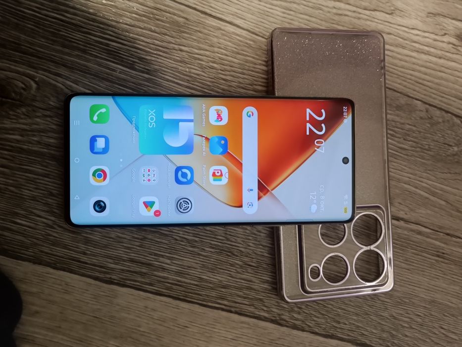 Телефон Infinix Note 40 Pro 8/256GB
