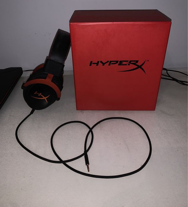 Headphones hyper x gaming + jogos ps4