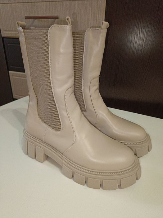 Жіночі зимові шкіряні черевики, чоботи челсі