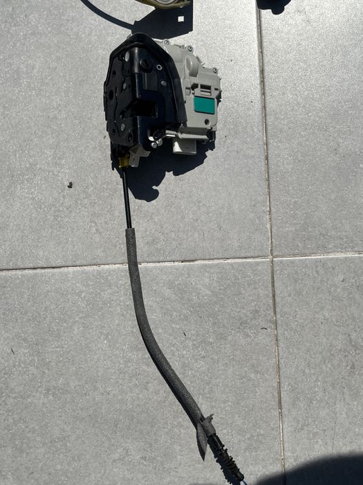 Стеклоподъемник Ауди а4 б9