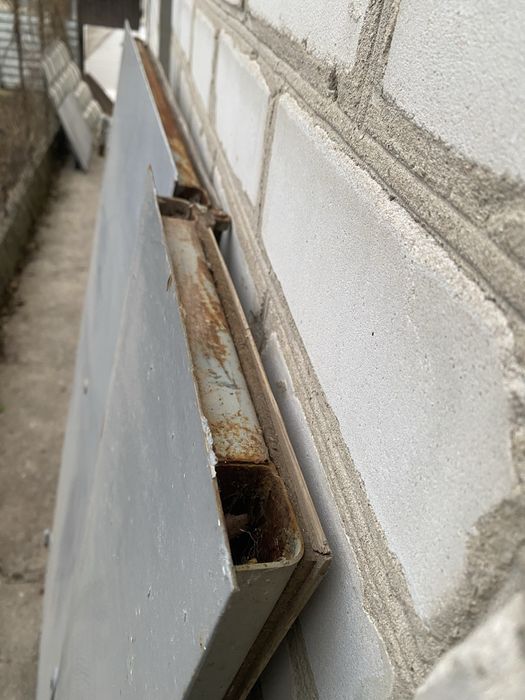 Продам Двери металлические без рамки