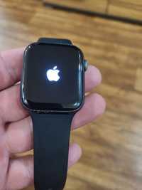 Apple Watch Series 4 44mm. GPS