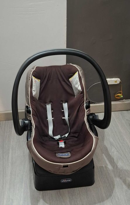 Carrinho e ovinho Chicco