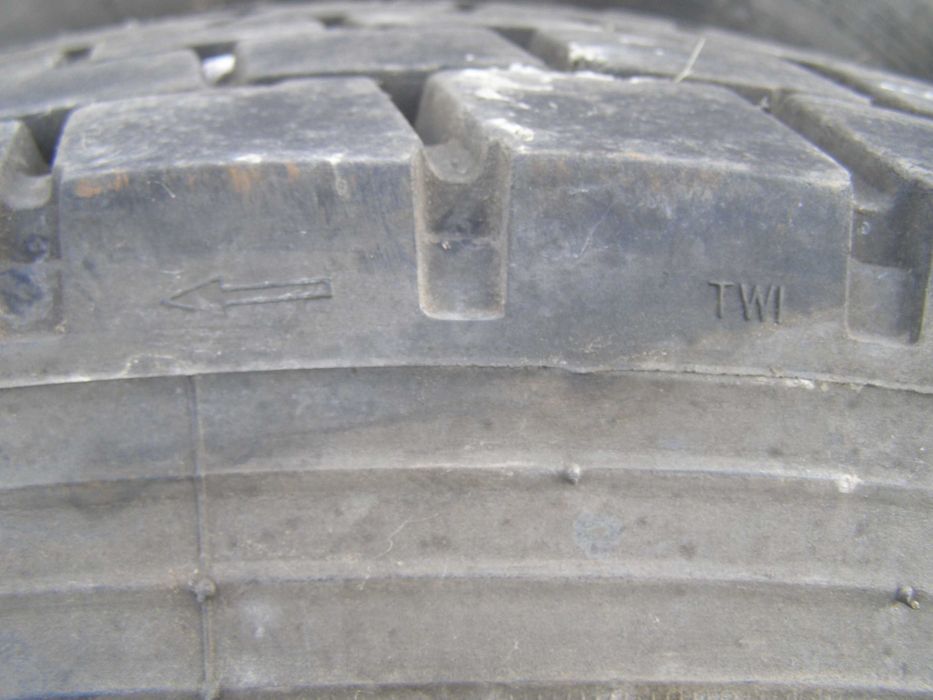 opony do przyczepy rolniczej 22,5"