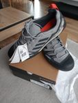 Buty Adidas terrex Swift solo 2 roz. 45 1/3