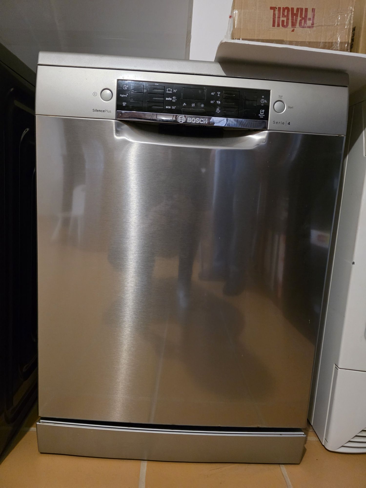 Maquina Lavar Loiça Bosch Series 4