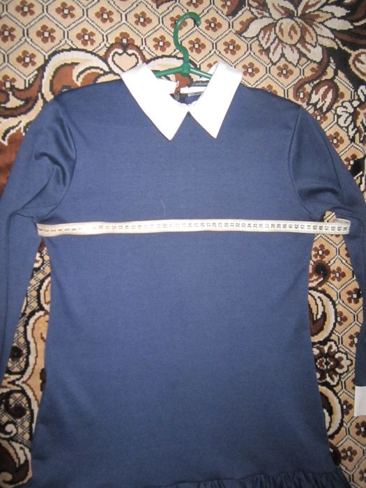 Офисное платье продам