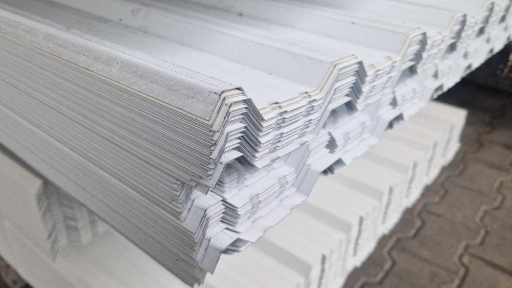 Blacha 0,60mm grubości jasny podkład- na szopę, wiatę, garaż, altanę