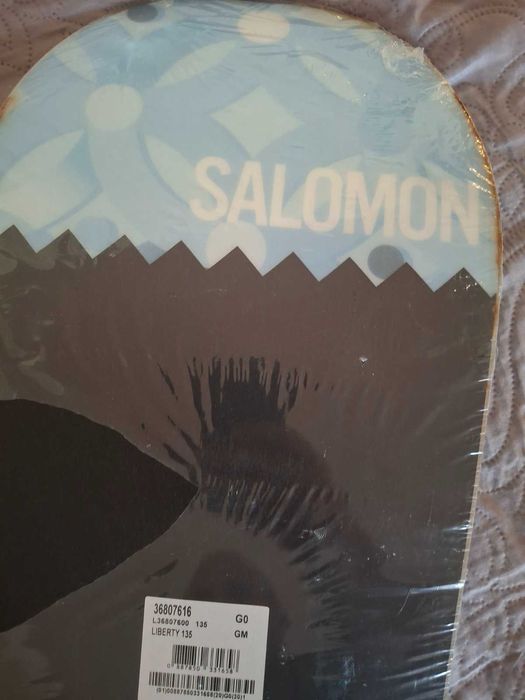 Абсолютно новий сноуборд