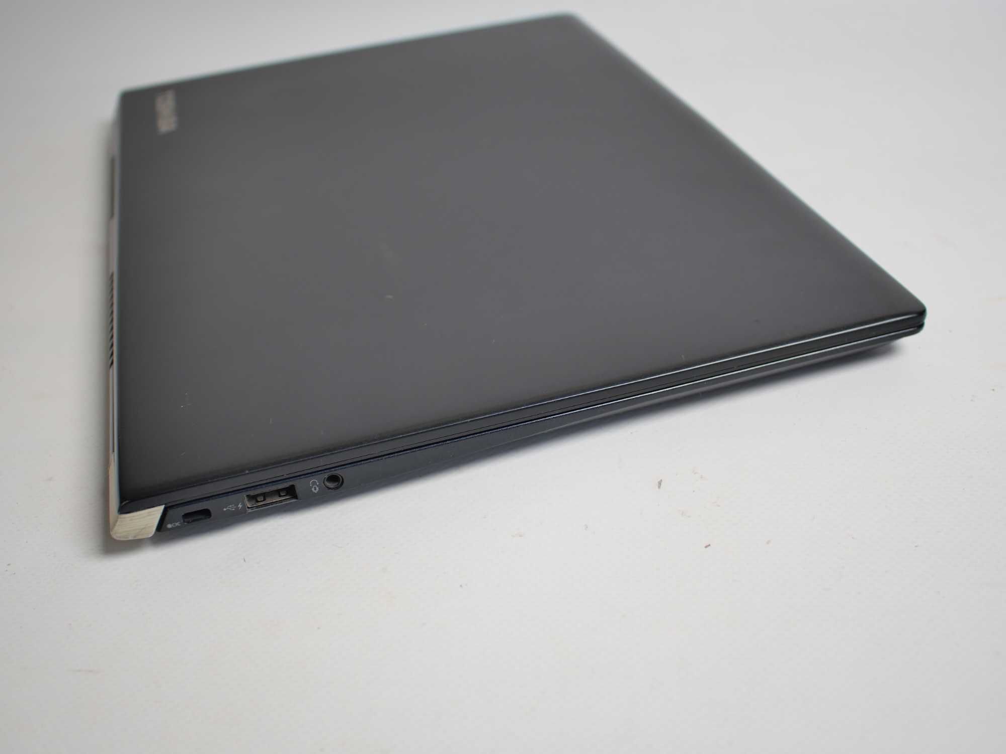 Легкий ноутбук Toshiba Portege X30-E 13.3" FullHD IPS i5-8350U 250/8Gb