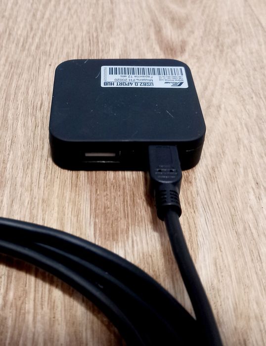 USB хаб 2.0 Frime 
4 × USB 2.0