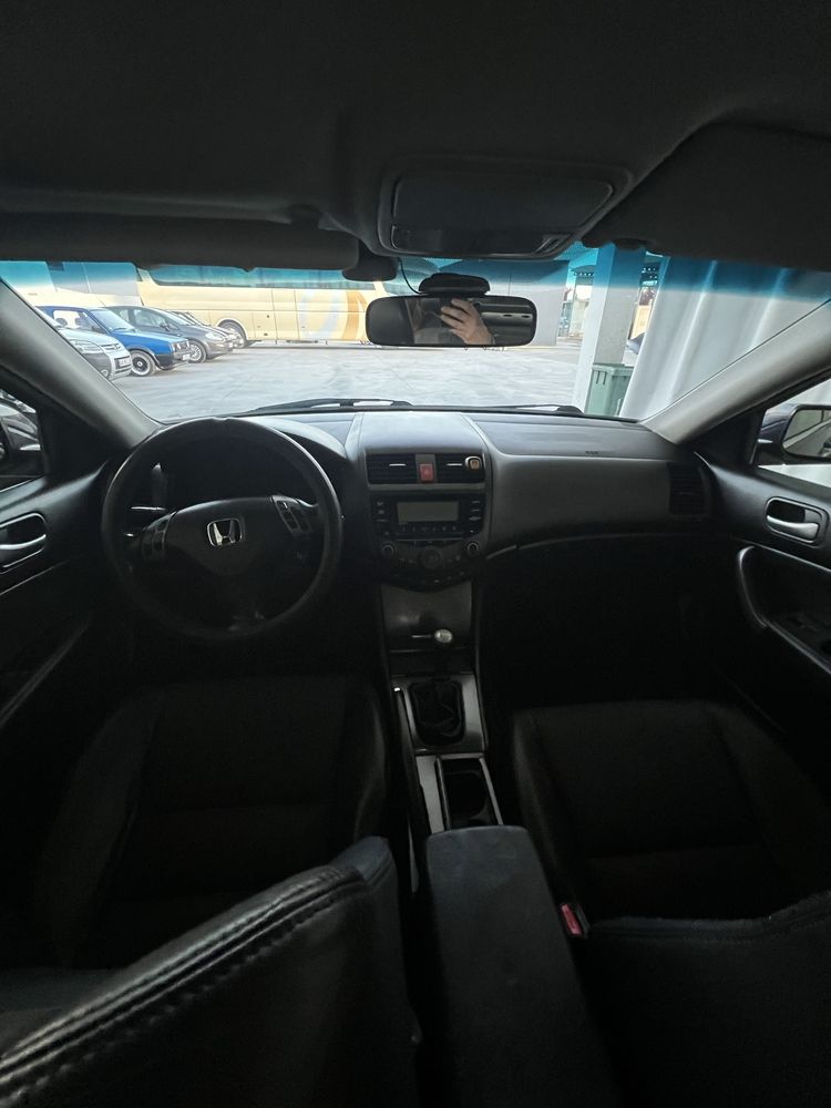 Honda Accord 2.2 cdti