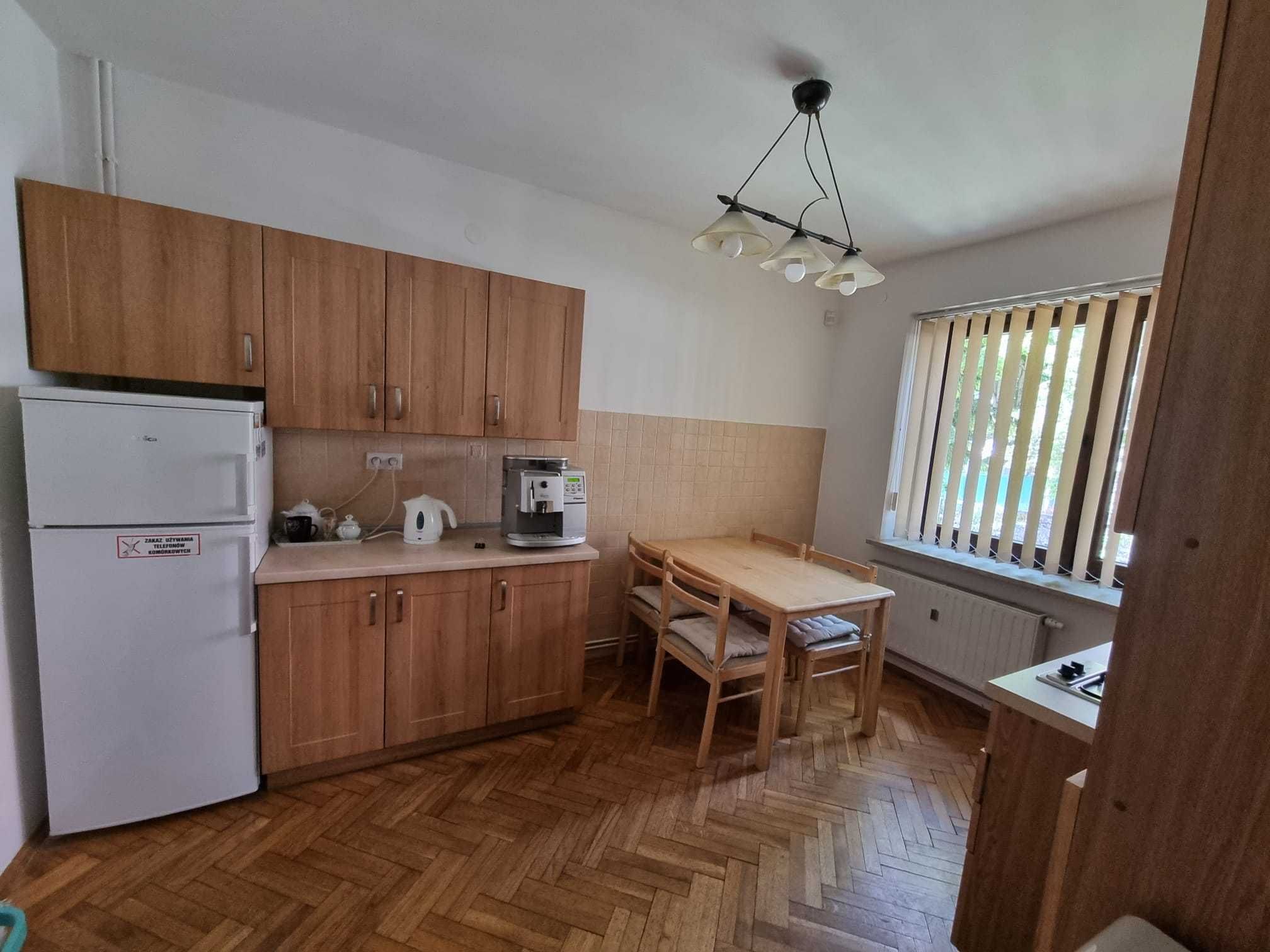 Klimatyzowany pokój do wynajęcia dla 1 osoby