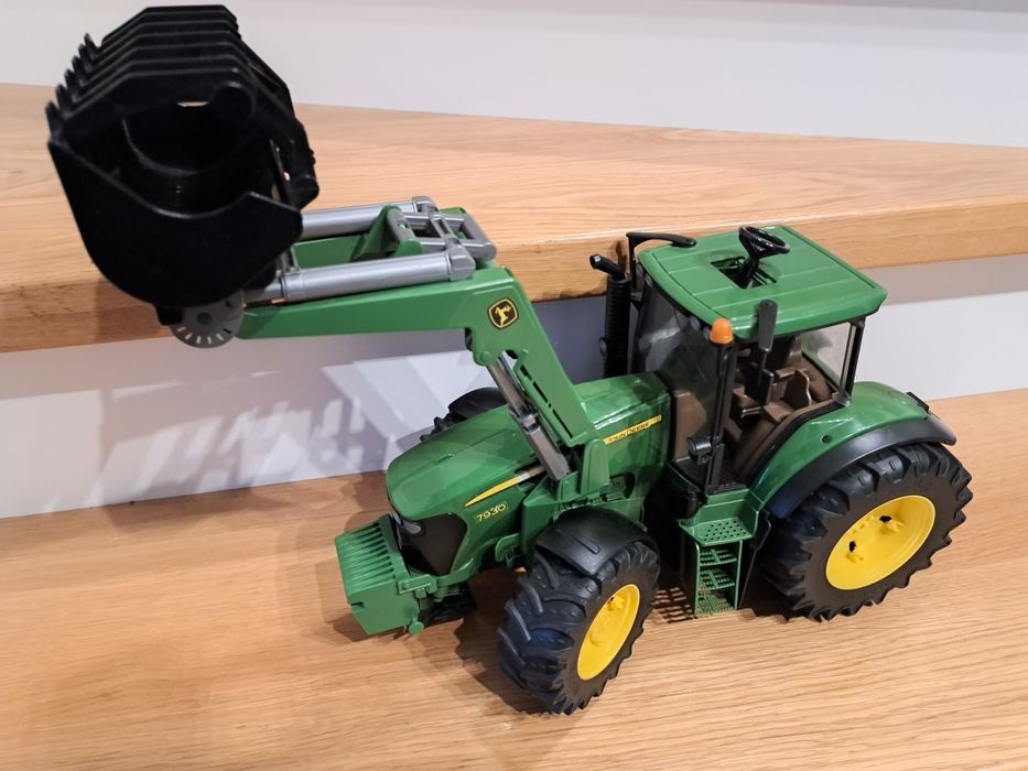 Bruder 03155, John Deere Ciagnik + przyczepa, JCB, Linde