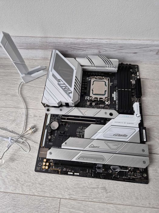 s1700 ТОП сет Intel Core i9-14900K 6GHz+ASUS ROG STRIX Z Wi-Fi.TradeIN