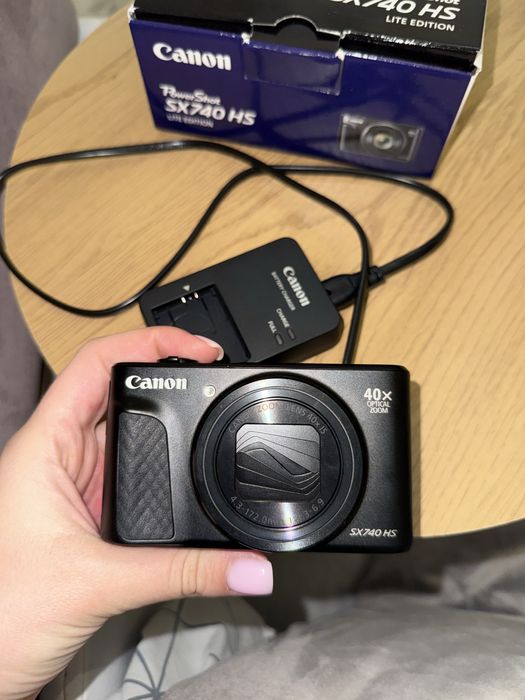 Canon PowerShot SX740 HS Black