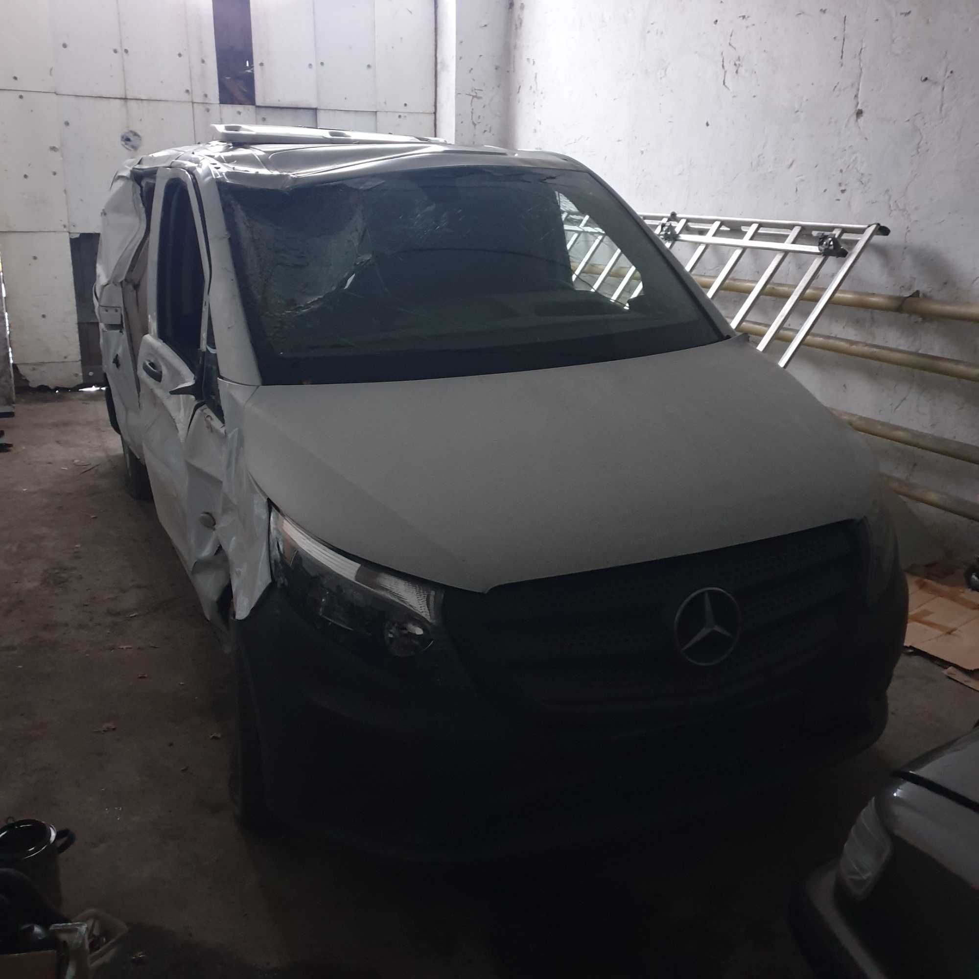 Mercedes Vito 447 rok 2017 Karoseria Dokumenty