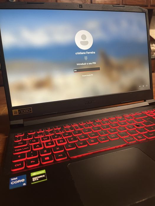 Acer nitro 5 com 1 ano de uso