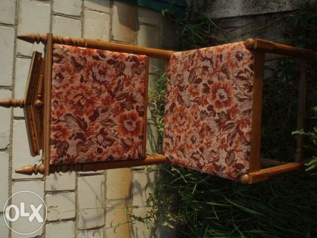 Продам стулья (Ретро)дубовые СССР,ручная работа,резьба 1960г.в.Обмен.