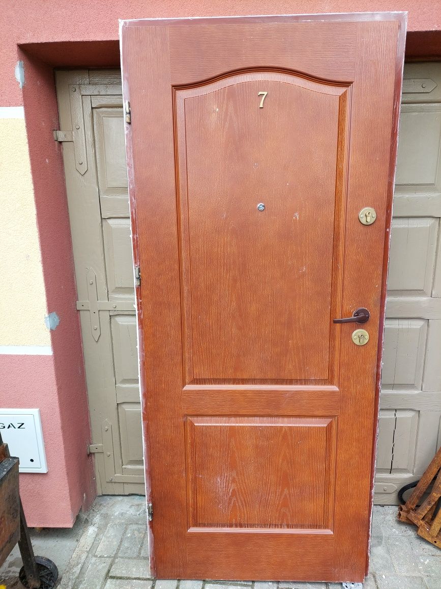 Drzwi zewnętrzne
