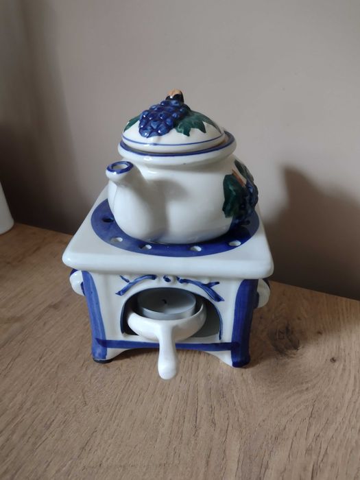 Podgrzewacz do herbaty z dzbanuszkiem