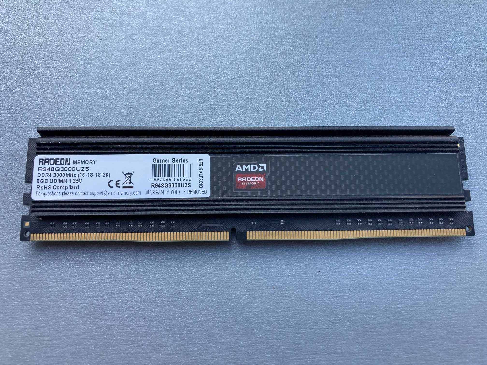 Память: DDR4 - AMD - Radeon R9 - 3000MHz - "Gamer Series" - 8Gb.