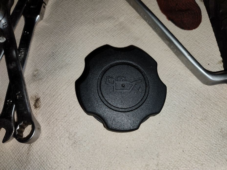Крышка маслозаливной горловины DAEWOO LANOS, NEXIA, AVEO TEMPEST TP.96