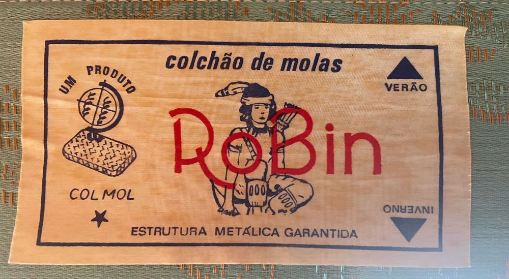 Colchões de molas impecáveis!