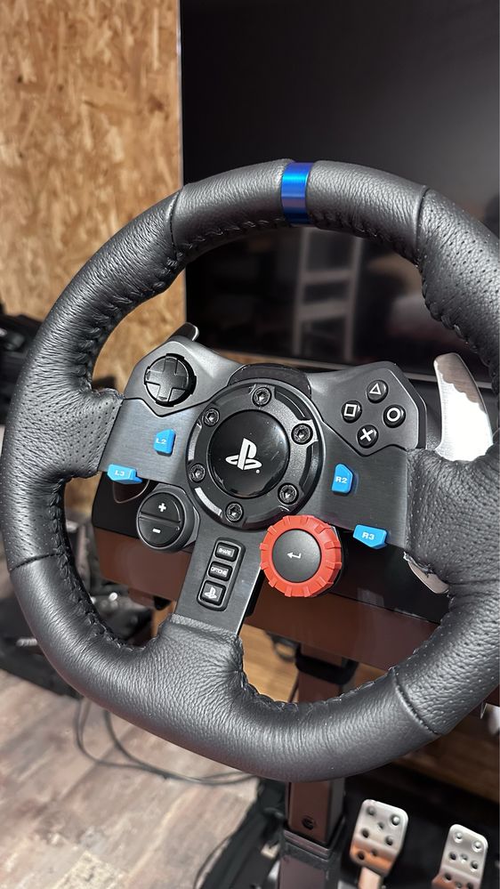 Logitech G29 + Shifter + Next Level Racing Stand