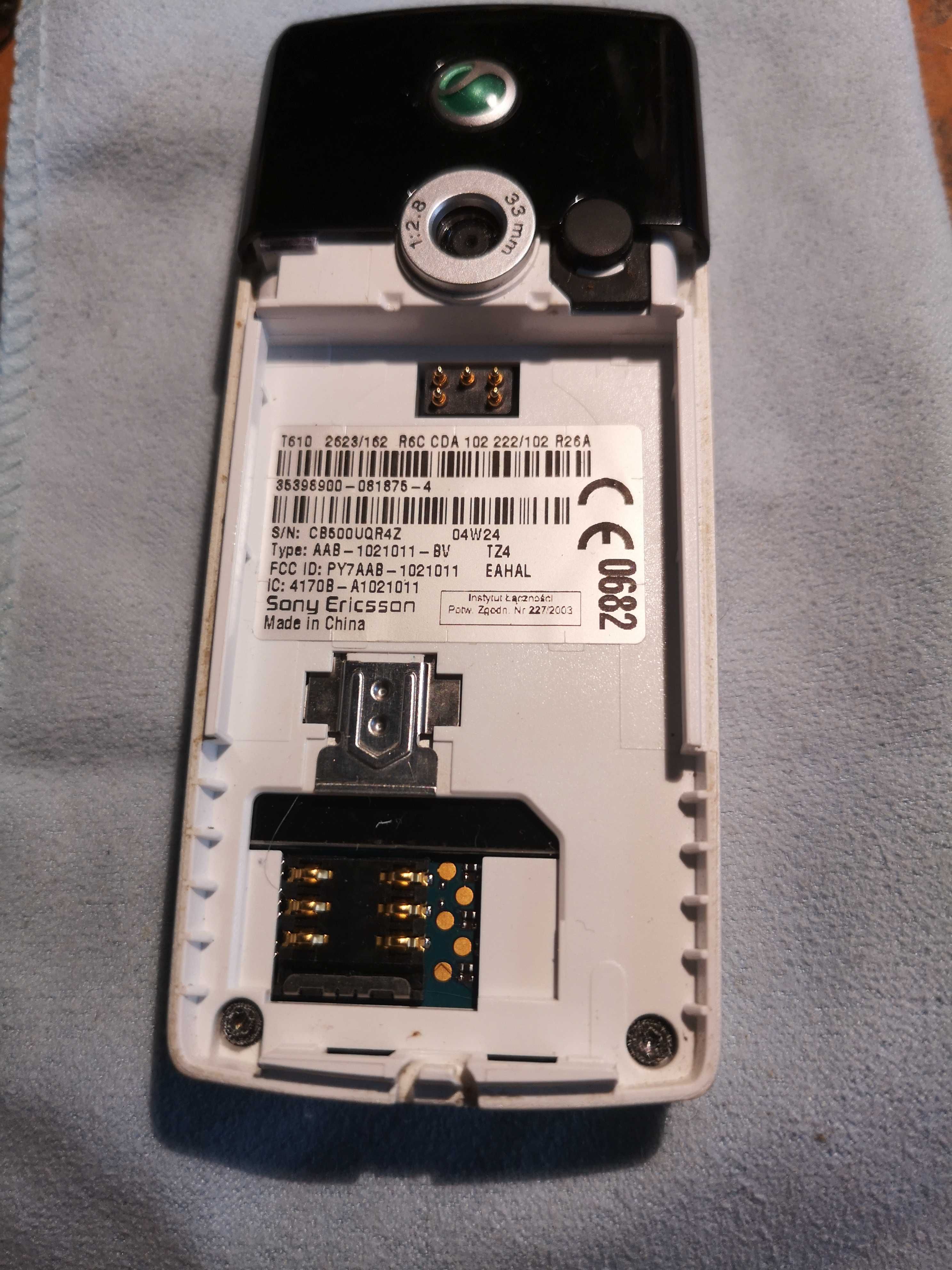 Ładny i działający Sony Ericsson T610