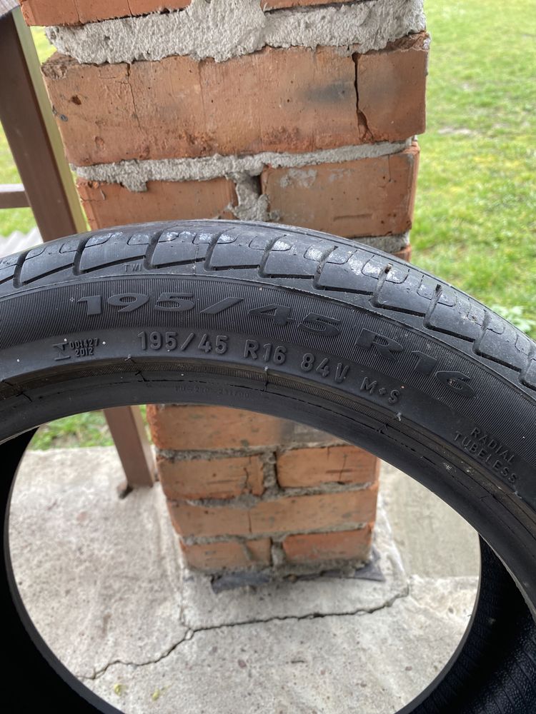 195/45 R16 Pirelli Cinturato P7